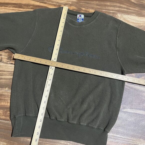 Vtg Champion Sweatshirt Men’s M Crewneck Pullover Spell Out Script Logo Green - Picture 8 of 9